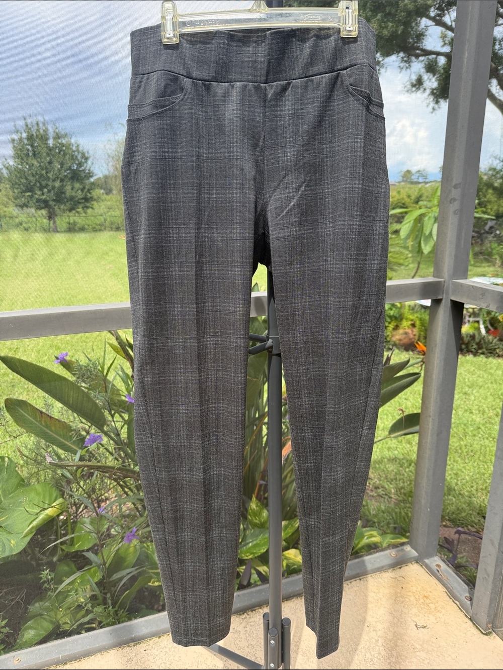 Women's Charcoal Plaid Stretch Trousers - Sleek Tailored Fit